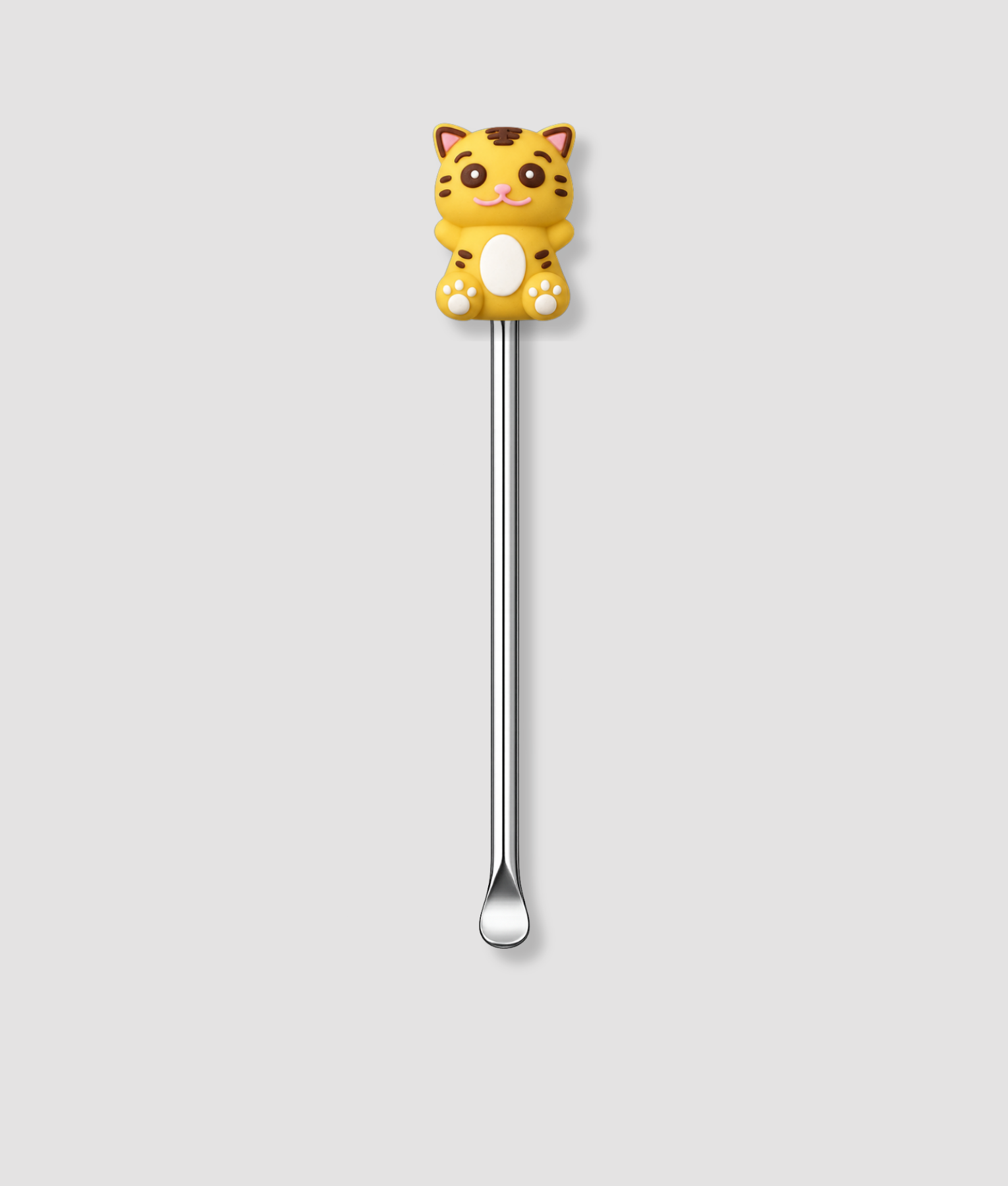 Mini schepje cocktailstirrer met gele cartoon tijger figuur met zwarte strepen en roze neus bovenop en zilveren steel