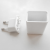 Witte opbergvakjes met geheim compartiment en USB-lader