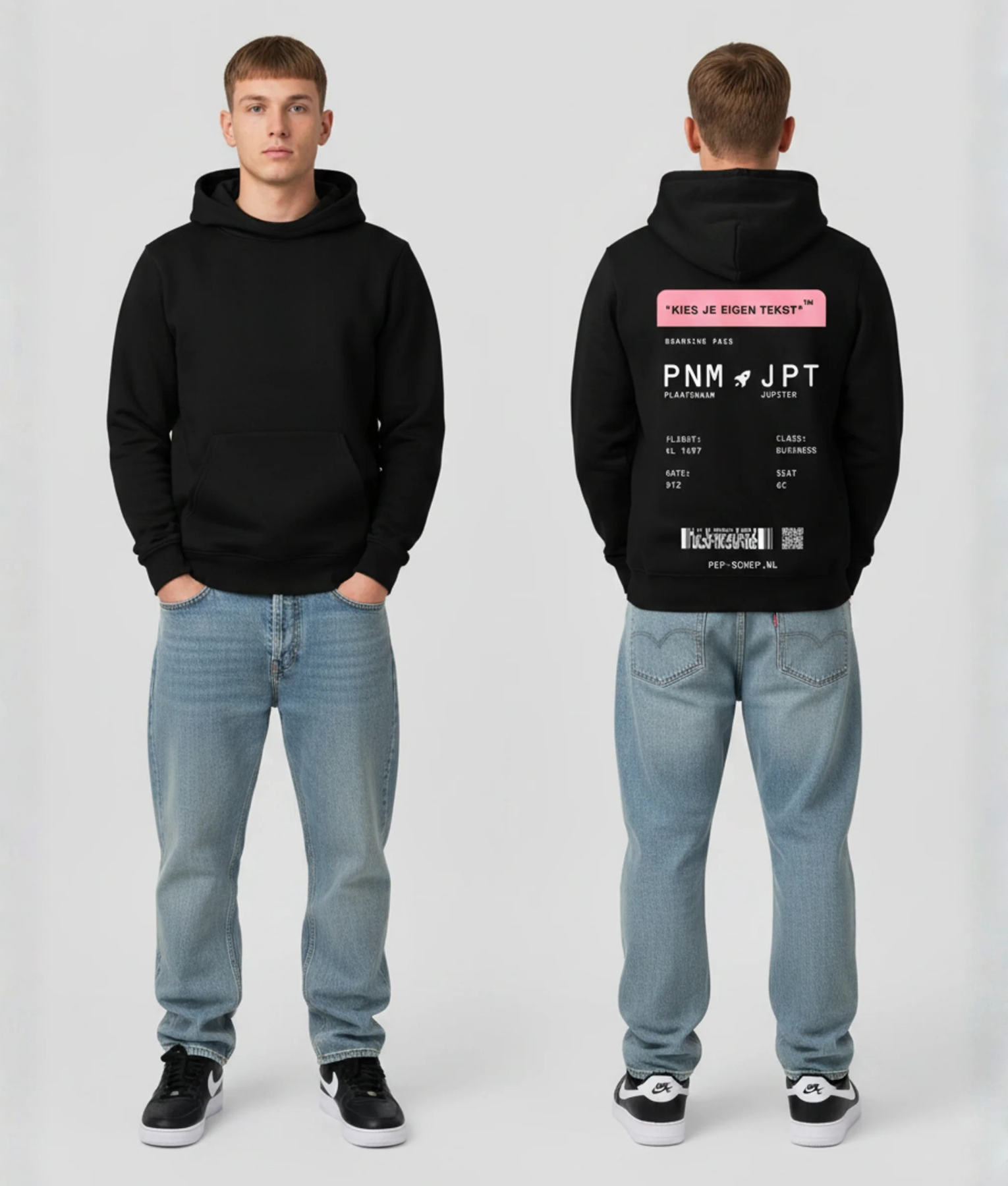 Model draagt roze boarding pass opdruk