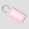 Roze leren sleutelhanger die je zelf kunt personaliseren met eigen tekst