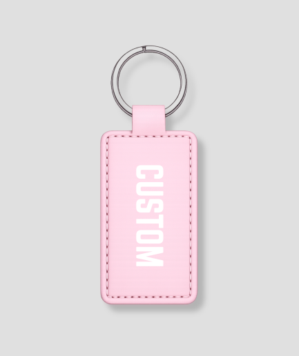Roze leren sleutelhanger met eigen tekst gegraveerd en metalen ring
