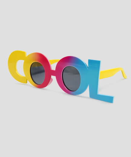 Feestbril in de vorm van de tekst COOL met kleurverloop